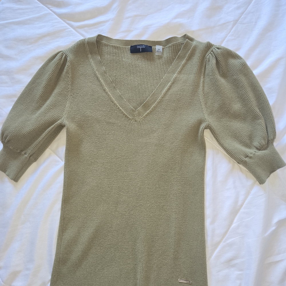 Tahari Olive V-Neck Puff Sleeve